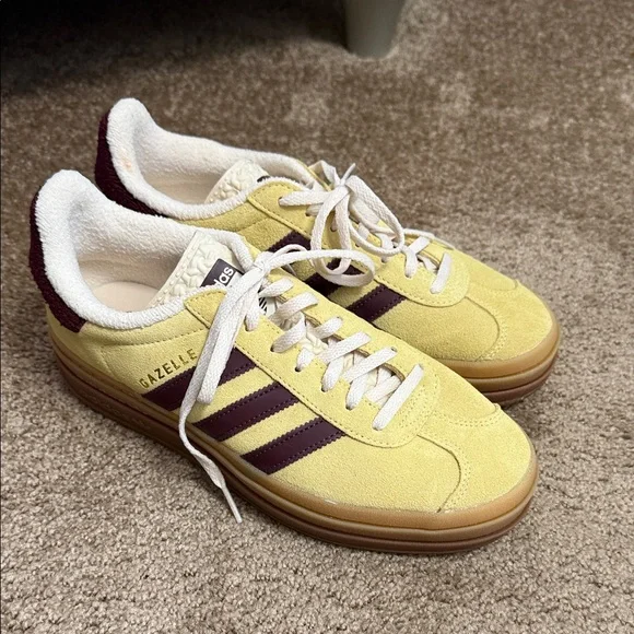 adidas gazelle silver green womens adidas Gazelle ADV Shadow Red / Crytal White / Gold Metallic 11 main image 0